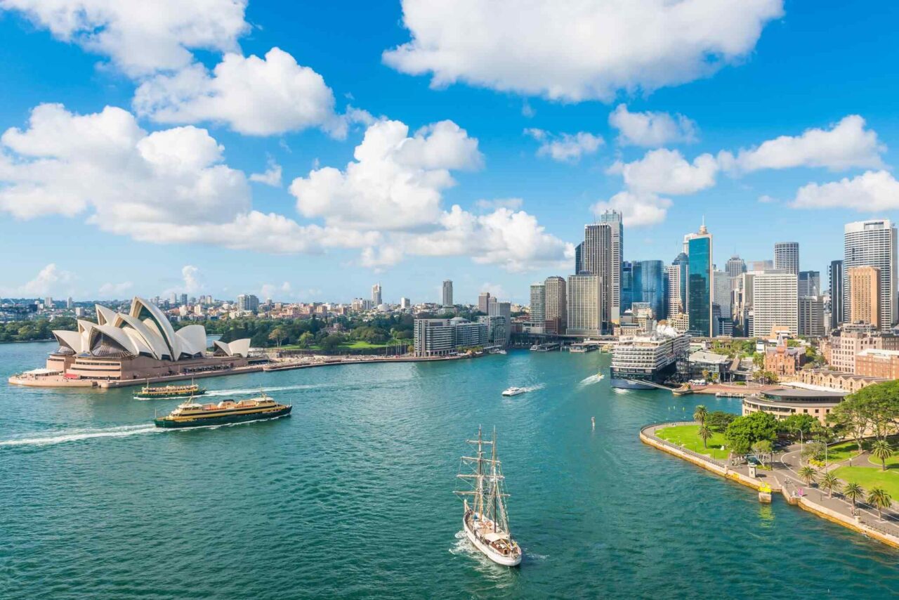 https://travelforless.us/wp-content/uploads/2018/09/destination-sydney-04-2-1280x854.jpg