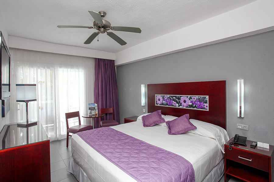 room-riu-naiboa-2_tcm55-229753