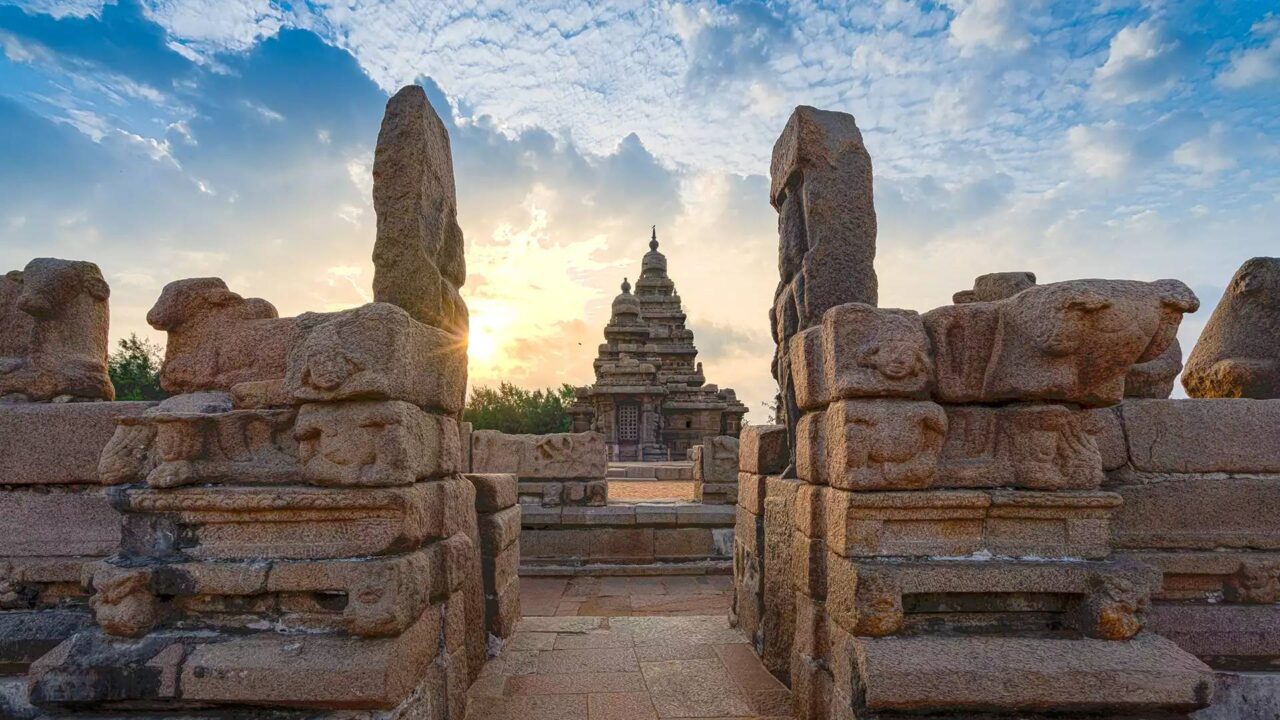 https://travelforless.us/wp-content/uploads/2024/09/mahabalipuram-1654870108_c538505993052d39e713-1280x720.jpg